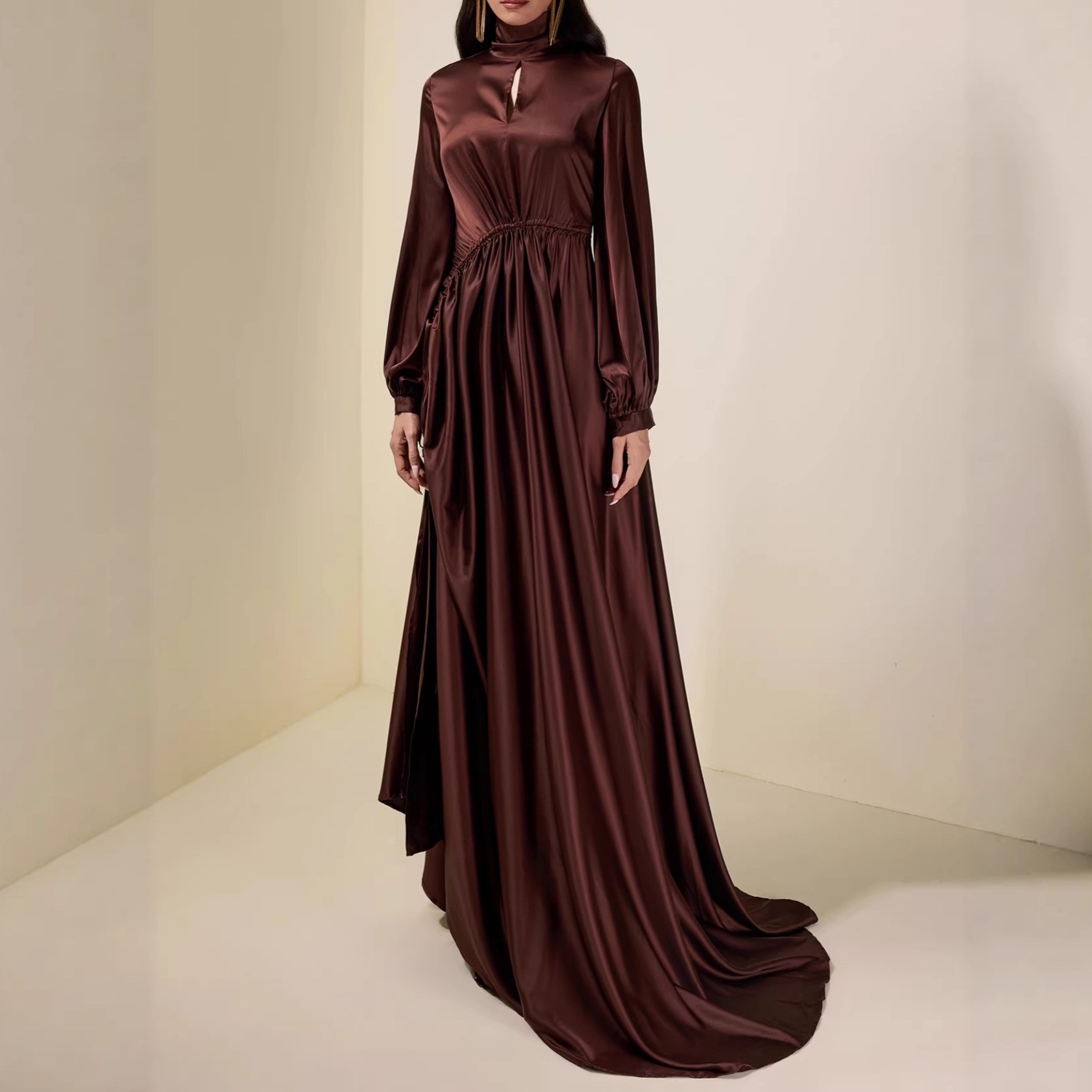 High-necked dark brown long-sleeved pleated elegant patchwork dress